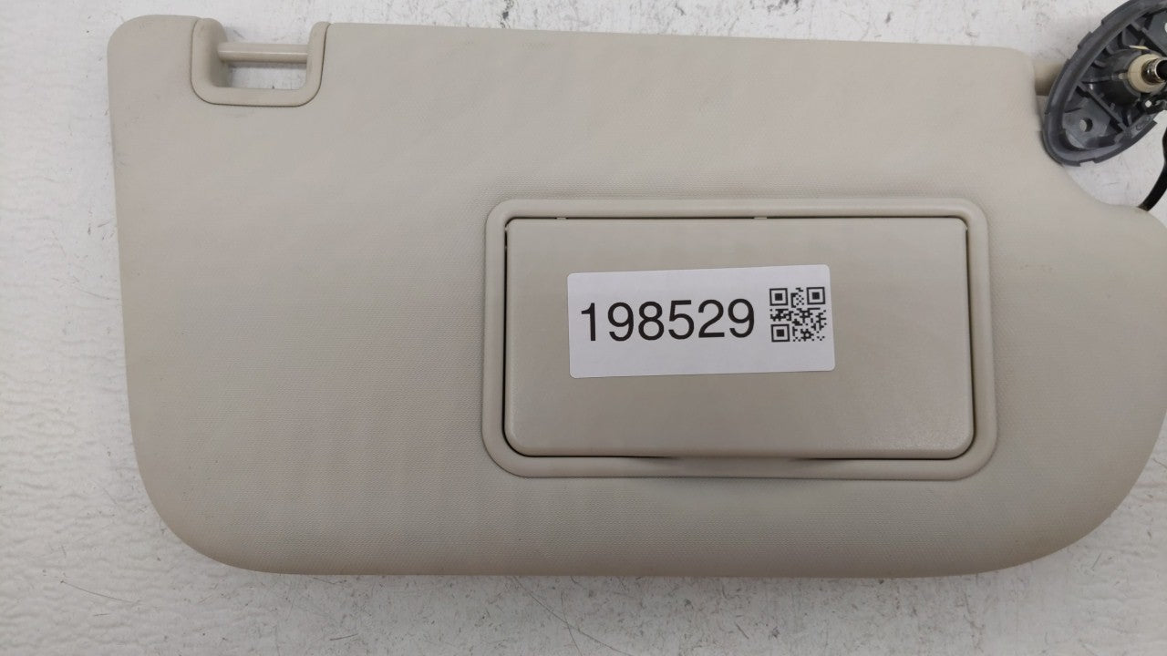 2006-2009 Ford Fusion Sun Visor Shade Replacement Passenger Right Mirror Fits Fits 2006 2007 2008 2009 OEM Used Auto Parts -