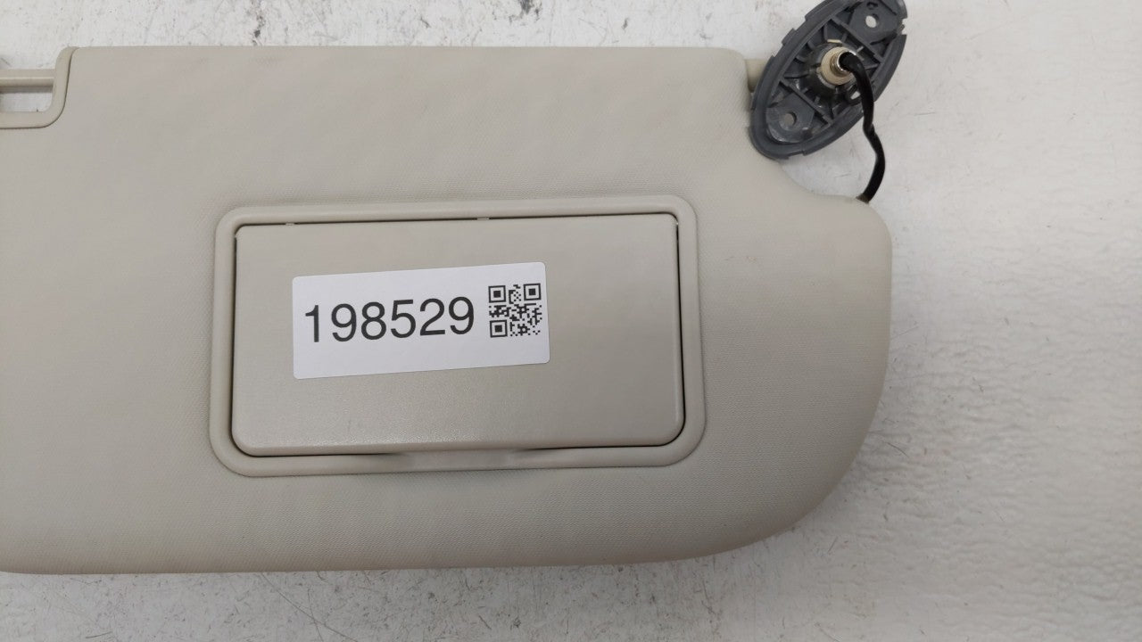 2006-2009 Ford Fusion Sun Visor Shade Replacement Passenger Right Mirror Fits Fits 2006 2007 2008 2009 OEM Used Auto Parts -