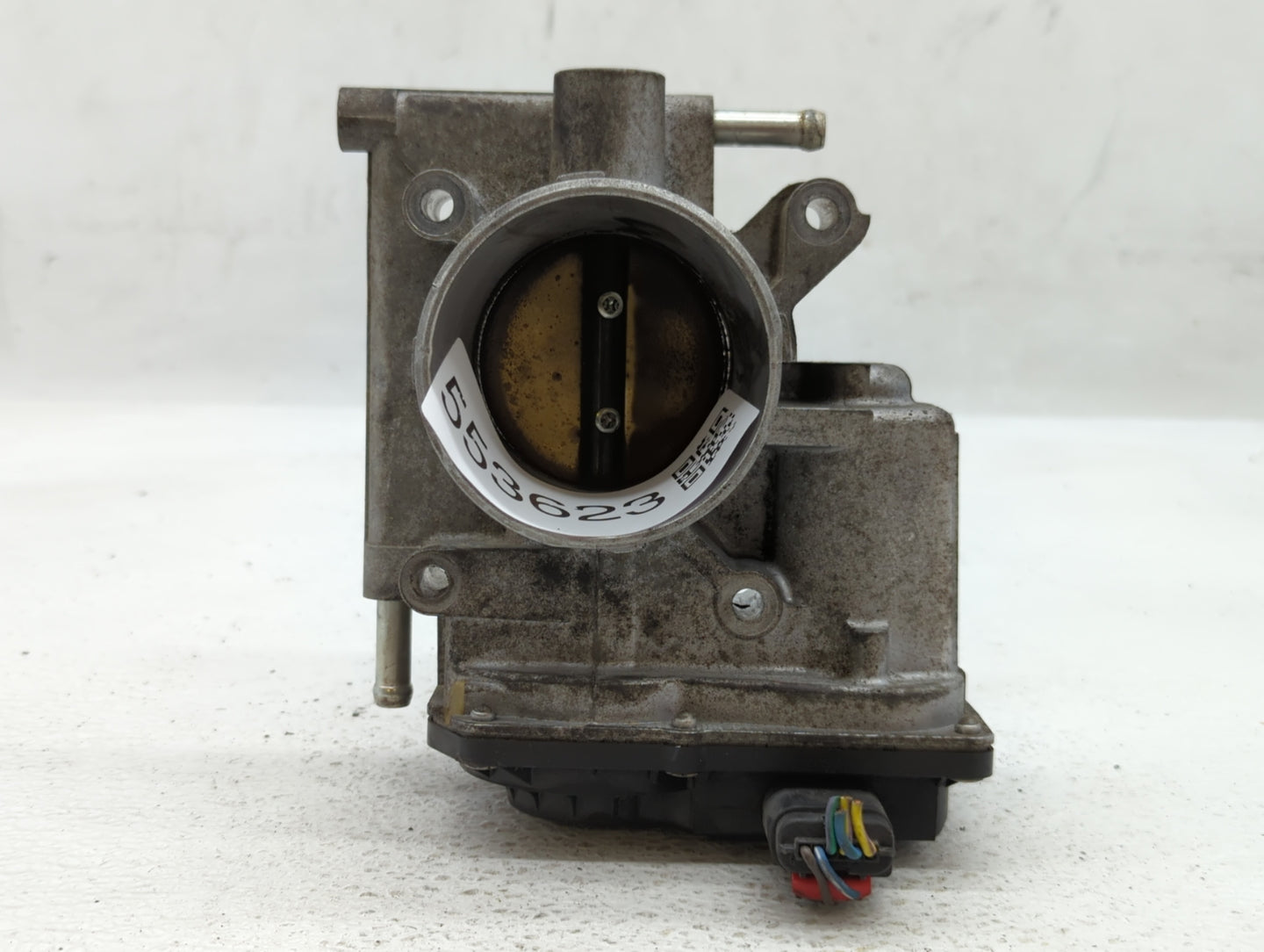 2006-2009 Ford Fusion Throttle Body P/N:6E5G-A Fits Fits 2006 2007 2008 2009 OEM Used Auto Parts - Oemusedautoparts1.com