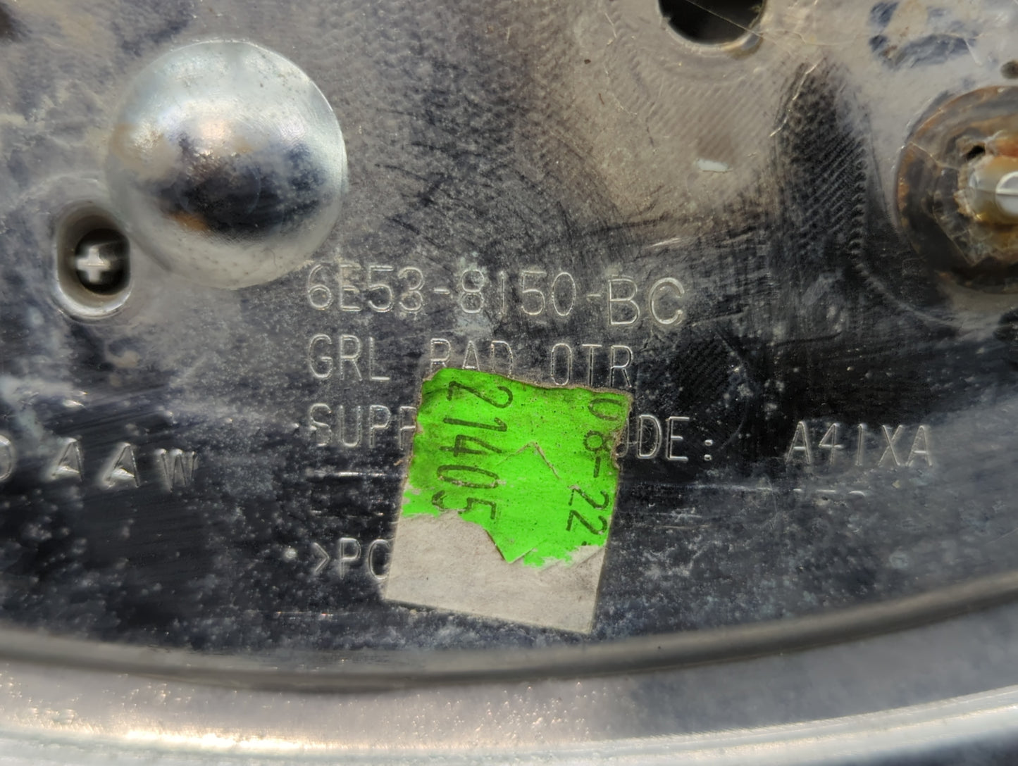 2006-2009 Ford Fusion Front Grille Bumper Not Included - Oemusedautoparts1.com