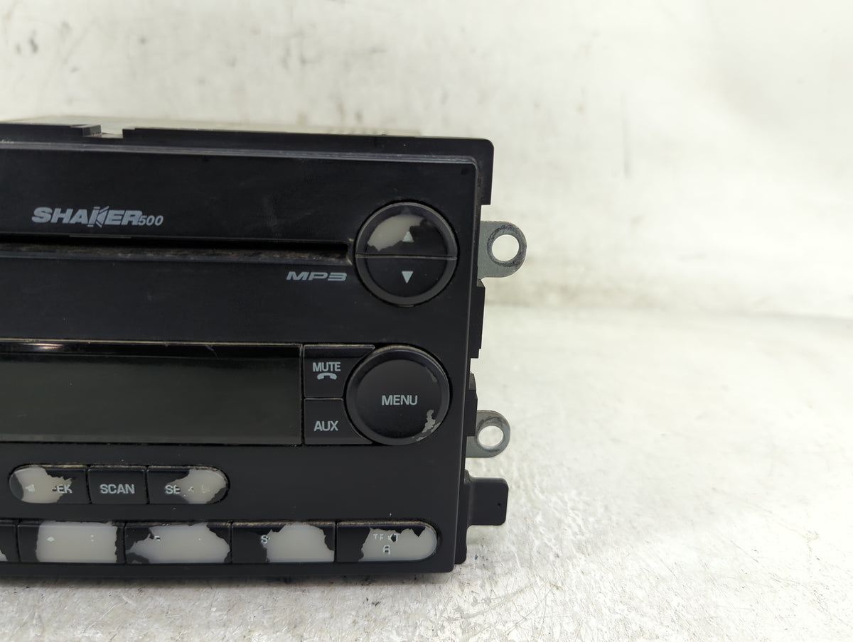 2005-2006 Ford Mustang Radio AM FM Cd Player Receiver Replacement P/N:6R3T-18C815-GE Fits Fits 2005 2006 OEM Used Auto Parts
