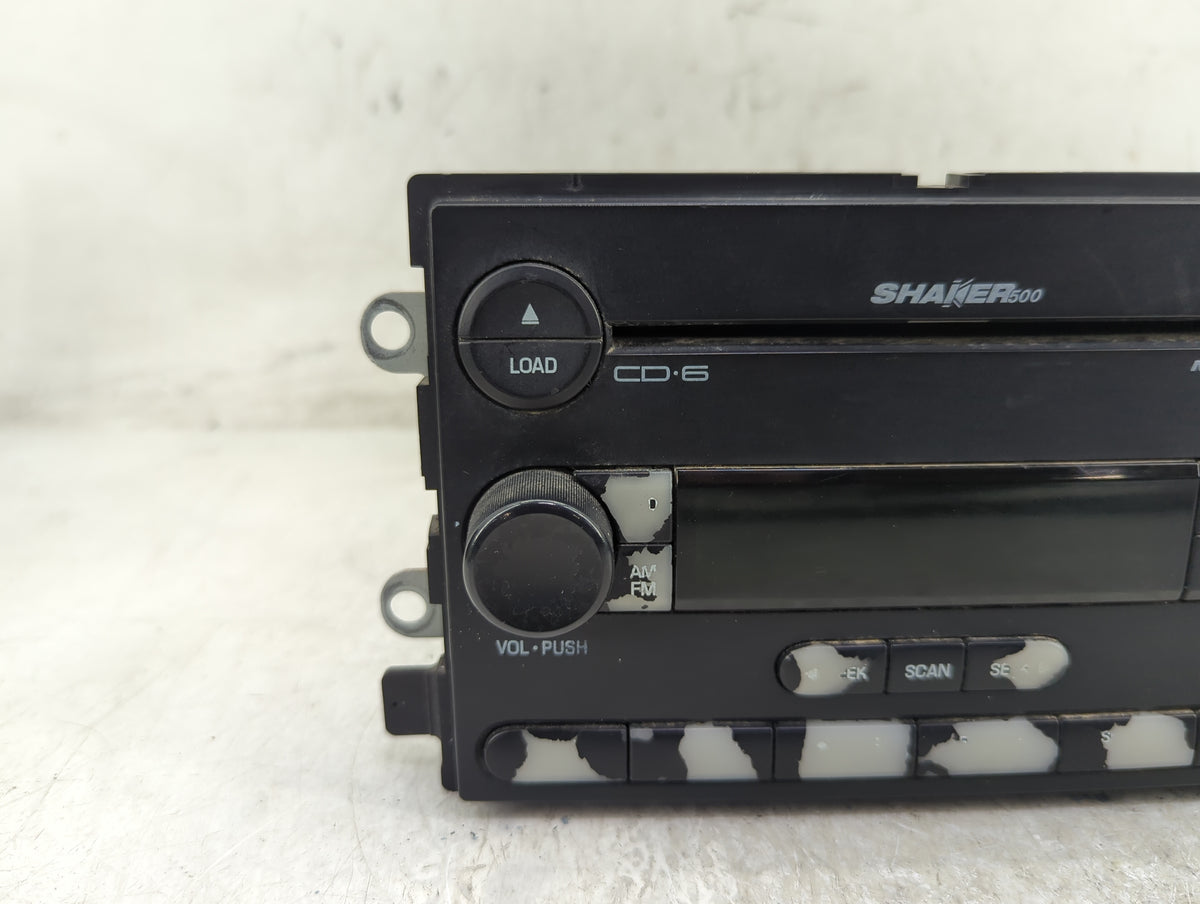 2005-2006 Ford Mustang Radio AM FM Cd Player Receiver Replacement P/N:6R3T-18C815-GE Fits Fits 2005 2006 OEM Used Auto Parts