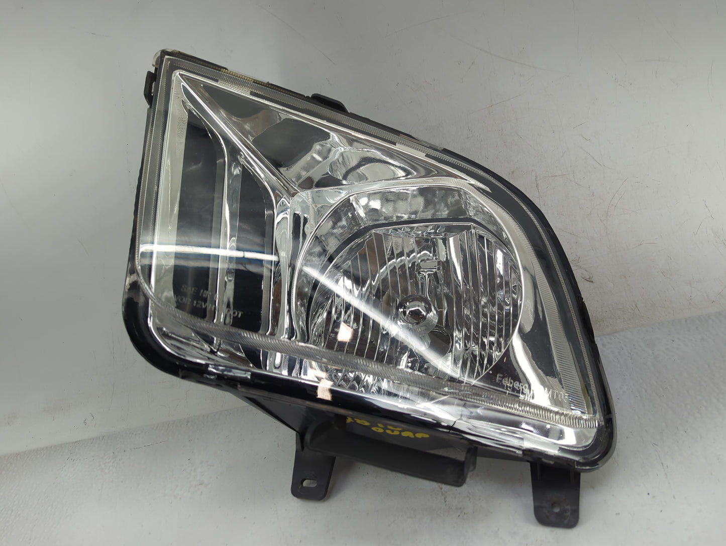2005-2006 Ford Mustang Driver Left Oem Head Light Headlight Lamp - Oemusedautoparts1.com