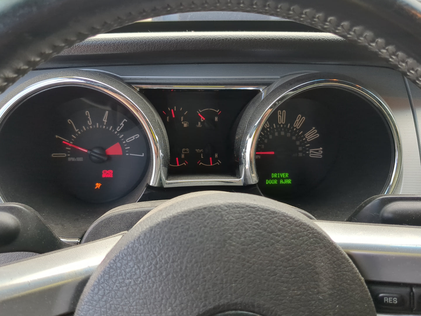 2006 Ford Mustang Instrument Cluster Speedometer Gauges Miles:225K Fits OEM Used Auto Parts - Oemusedautoparts1.com
