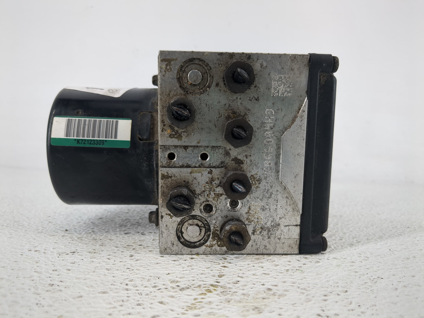 2005-2006 Ford Mustang ABS Pump Control Module Replacement P/N:6R33-2C353-AB Fits Fits 2005 2006 OEM Used Auto Parts - Oemus