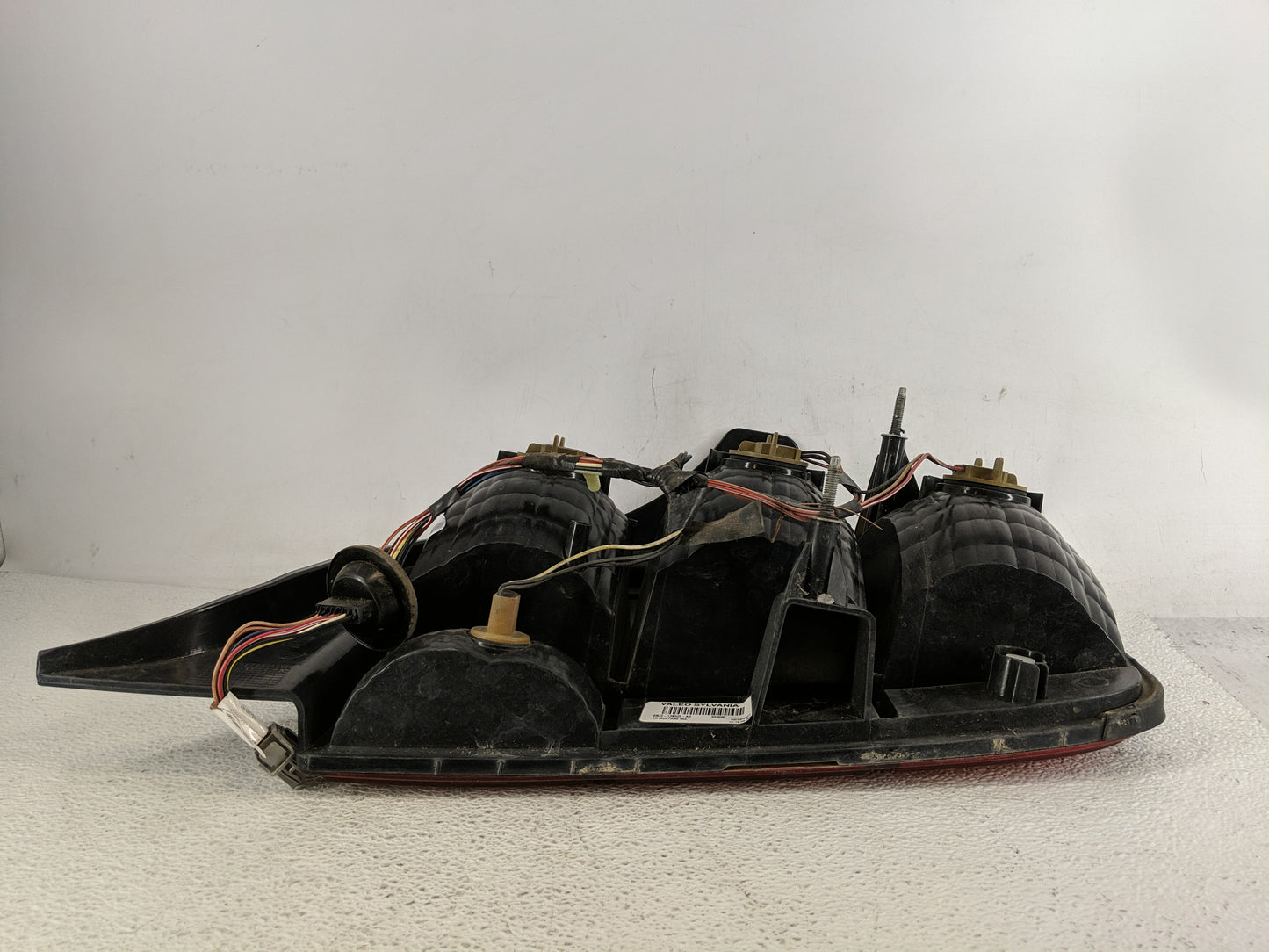 2005-2009 Ford Mustang Tail Light Assembly Driver Left OEM P/N:6R33-13B505-AH Fits Fits 2005 2006 2007 2008 2009 OEM Used Au