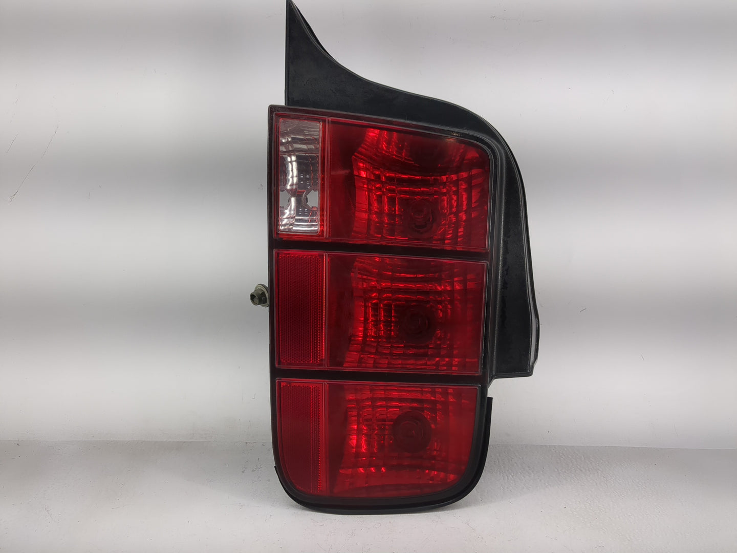 2005-2009 Ford Mustang Tail Light Assembly Passenger Right OEM P/N:13A412-AA Fits Fits 2005 2006 2007 2008 2009 OEM Used Aut