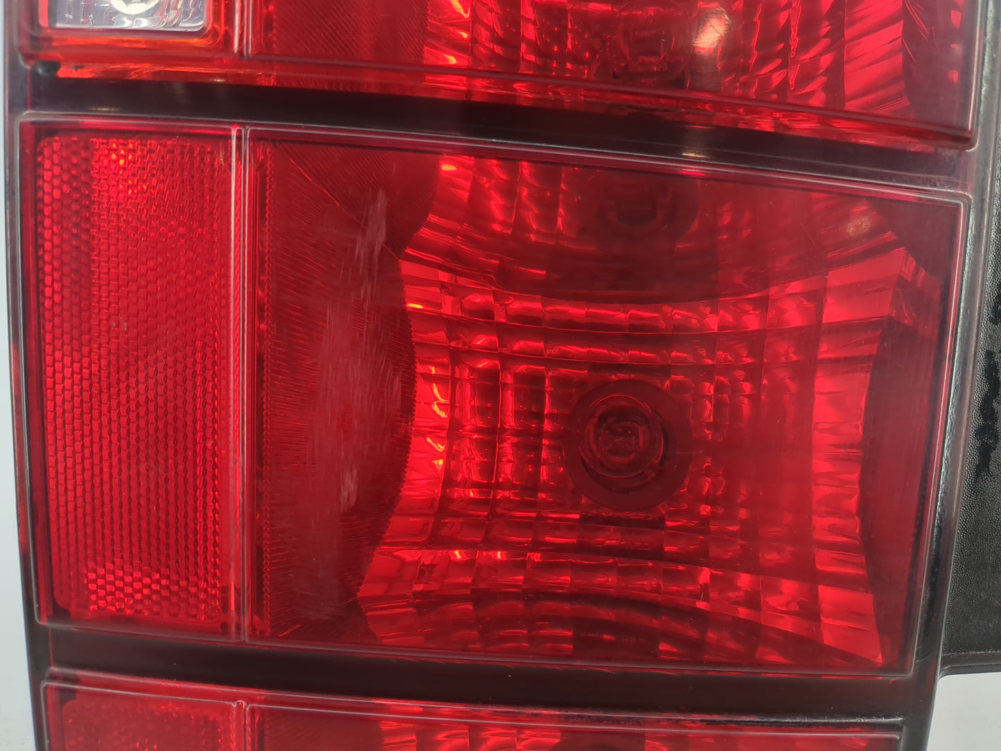 2005-2009 Ford Mustang Tail Light Assembly Passenger Right OEM P/N:13A412-AA Fits Fits 2005 2006 2007 2008 2009 OEM Used Aut