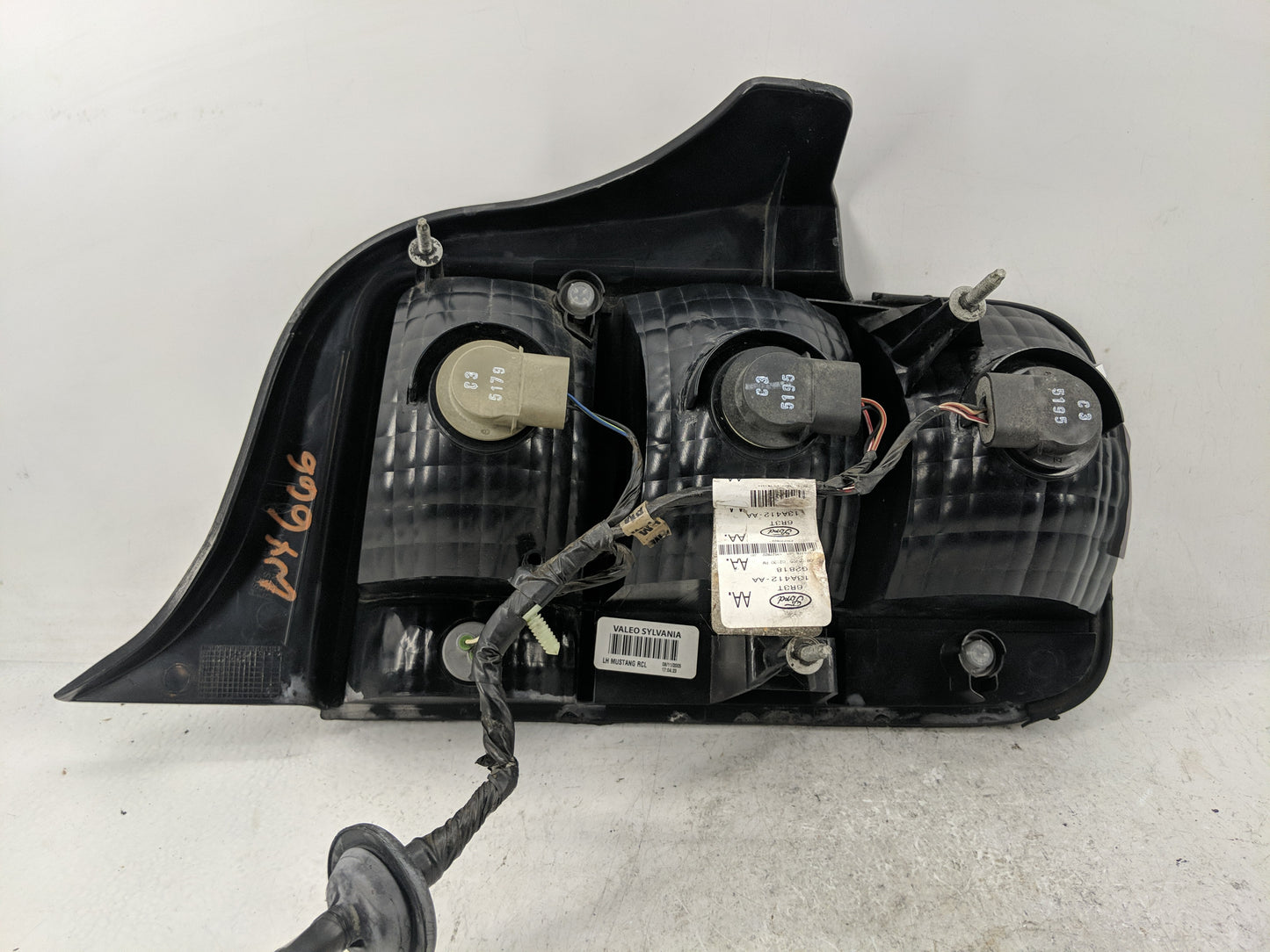 2005-2009 Ford Mustang Tail Light Assembly Driver Left OEM P/N:13A412-AA Fits Fits 2005 2006 2007 2008 2009 OEM Used Auto Pa