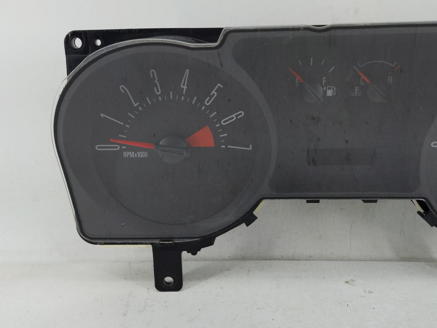 2006 Ford Mustang Instrument Cluster Speedometer Gauges P/N:6R33-10849-AD Fits OEM Used Auto Parts - Oemusedautoparts1.com