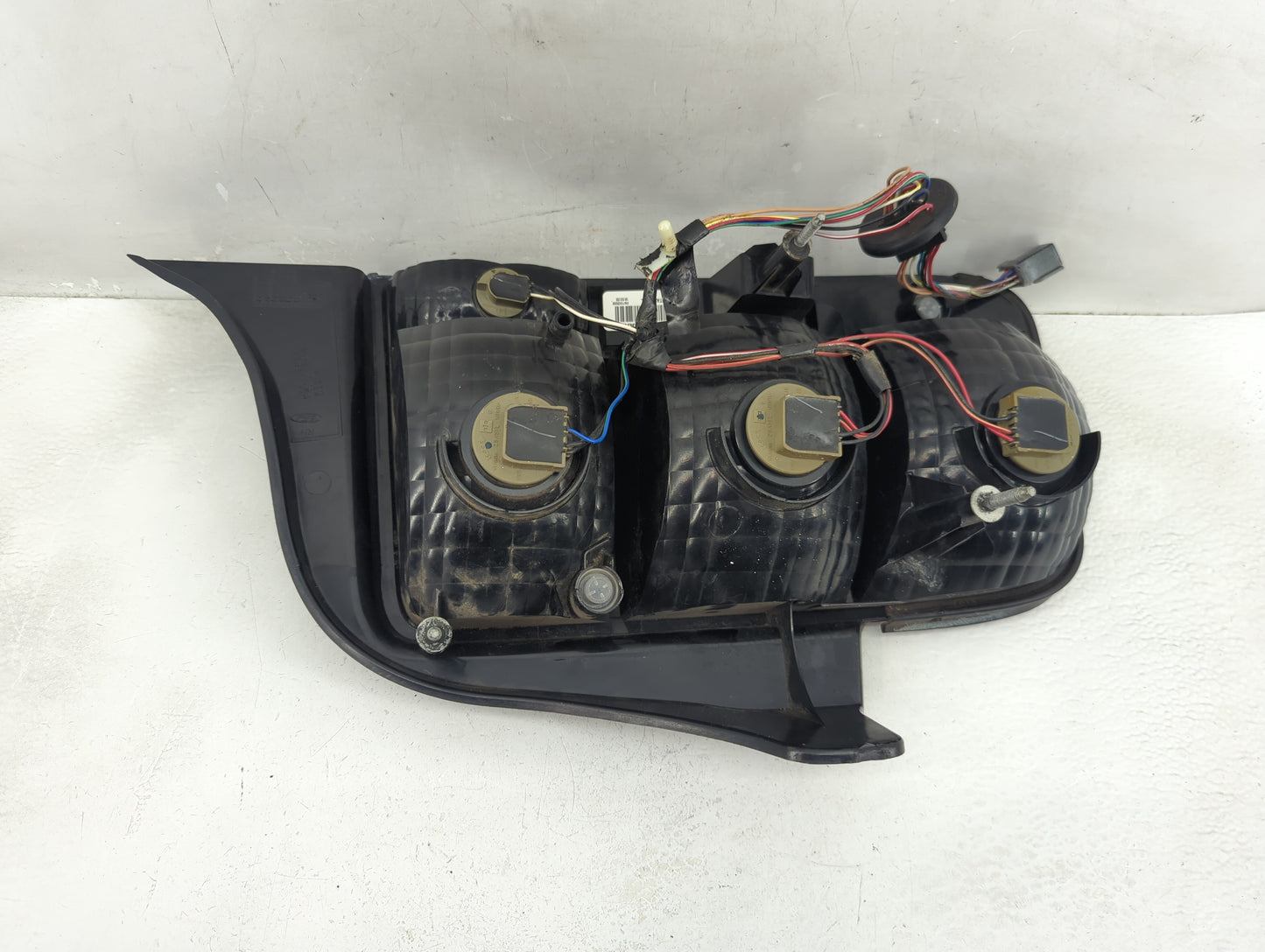 2005-2009 Ford Mustang Tail Light Assembly Passenger Right OEM Fits Fits 2005 2006 2007 2008 2009 OEM Used Auto Parts - Oemu