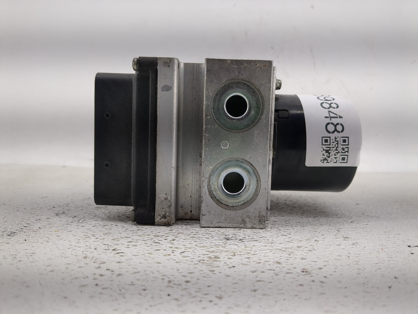 2005-2006 Ford Mustang ABS Pump Control Module Replacement P/N:6R33-2C353AB Fits Fits 2005 2006 OEM Used Auto Parts - Oemuse