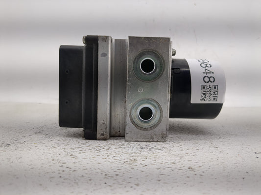 2005-2006 Ford Mustang ABS Pump Control Module Replacement P/N:6R33-2C353AB Fits Fits 2005 2006 OEM Used Auto Parts