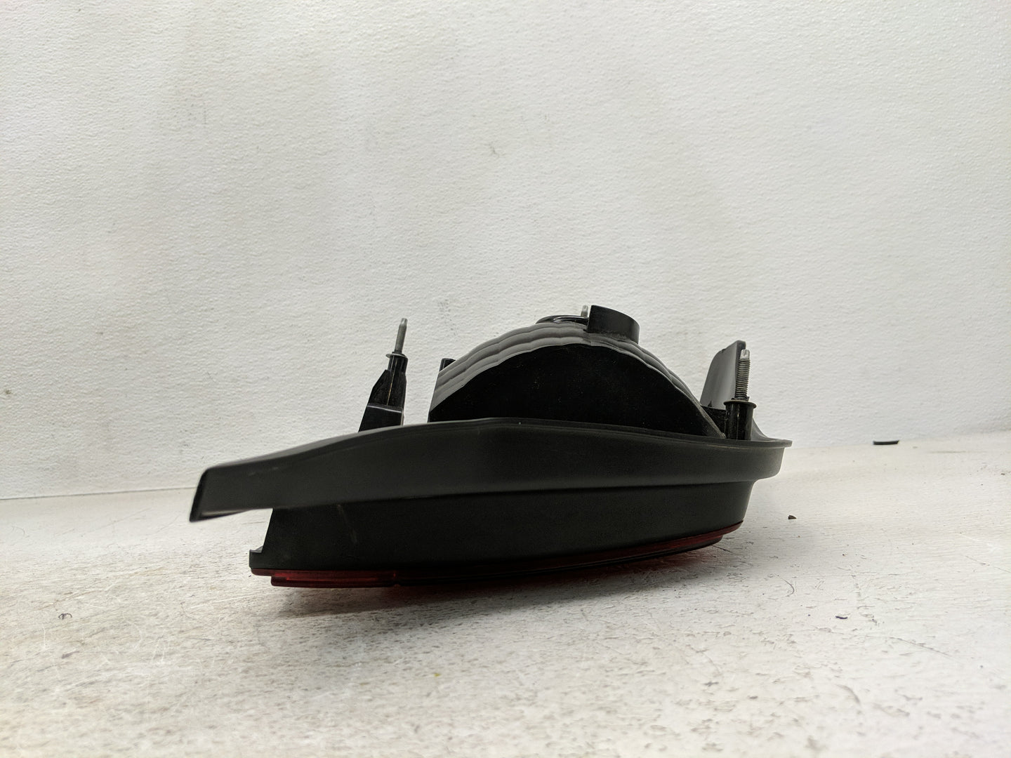 2005-2009 Ford Mustang Tail Light Assembly Passenger Right OEM Fits Fits 2005 2006 2007 2008 2009 OEM Used Auto Parts - Oemu