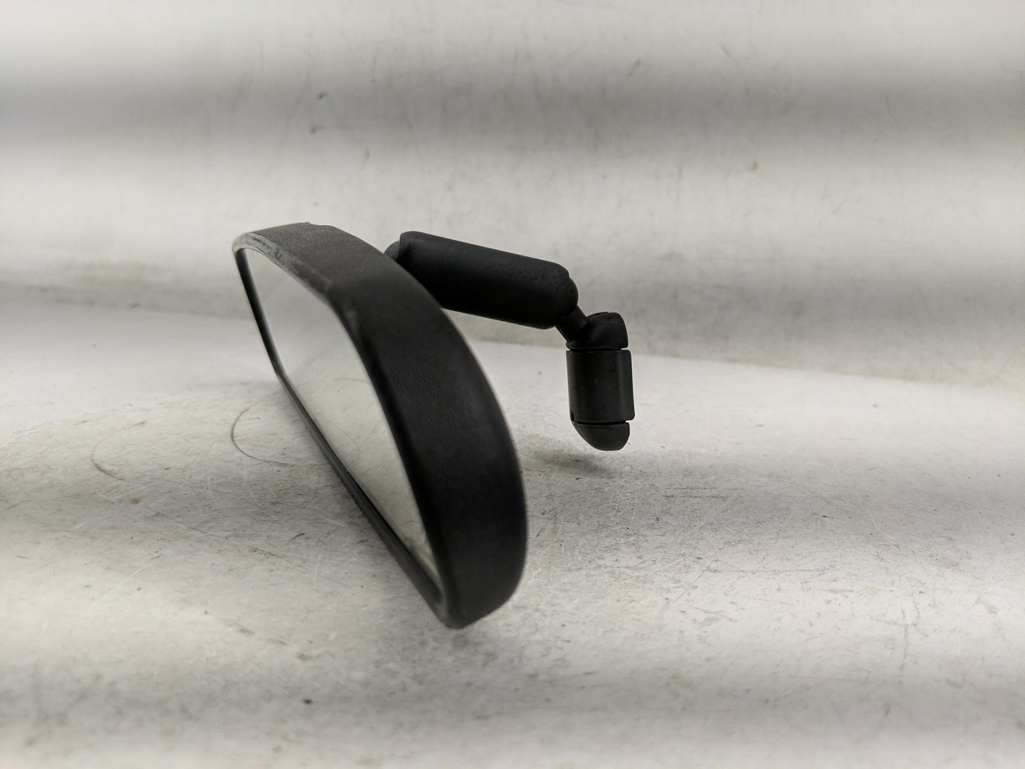 2006 Ford Mustang Interior Rear View Mirror Replacement OEM P/N:E8011681 Fits OEM Used Auto Parts - Oemusedautoparts1.com