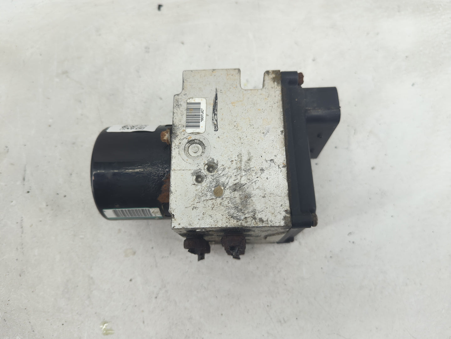 2005-2006 Ford Mustang ABS Pump Control Module Replacement P/N:6R33-2C353-AB Fits Fits 2005 2006 OEM Used Auto Parts - Oemus