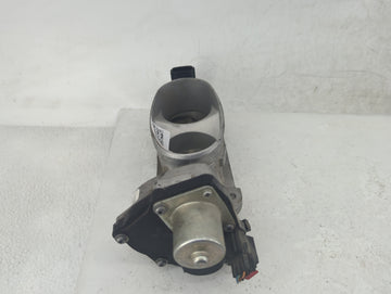 2005-2010 Ford Mustang Throttle Body P/N:AG1E-9E928-AA Fits Fits 2005 2006 2007 2008 2009 2010 OEM Used Auto Parts - Oemused