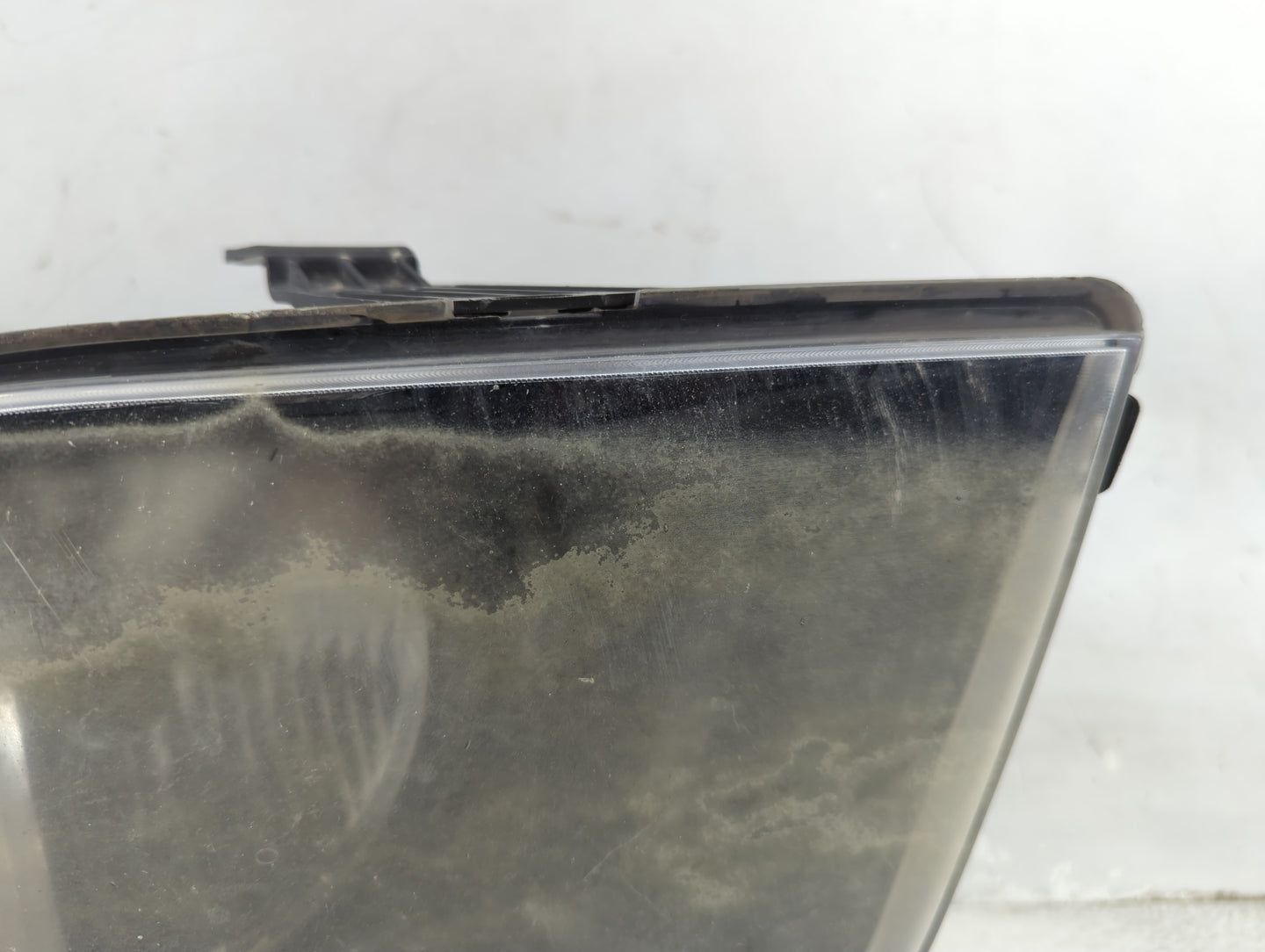 2005-2006 Ford Mustang Passenger Right Oem Head Light Headlight Lamp - Oemusedautoparts1.com
