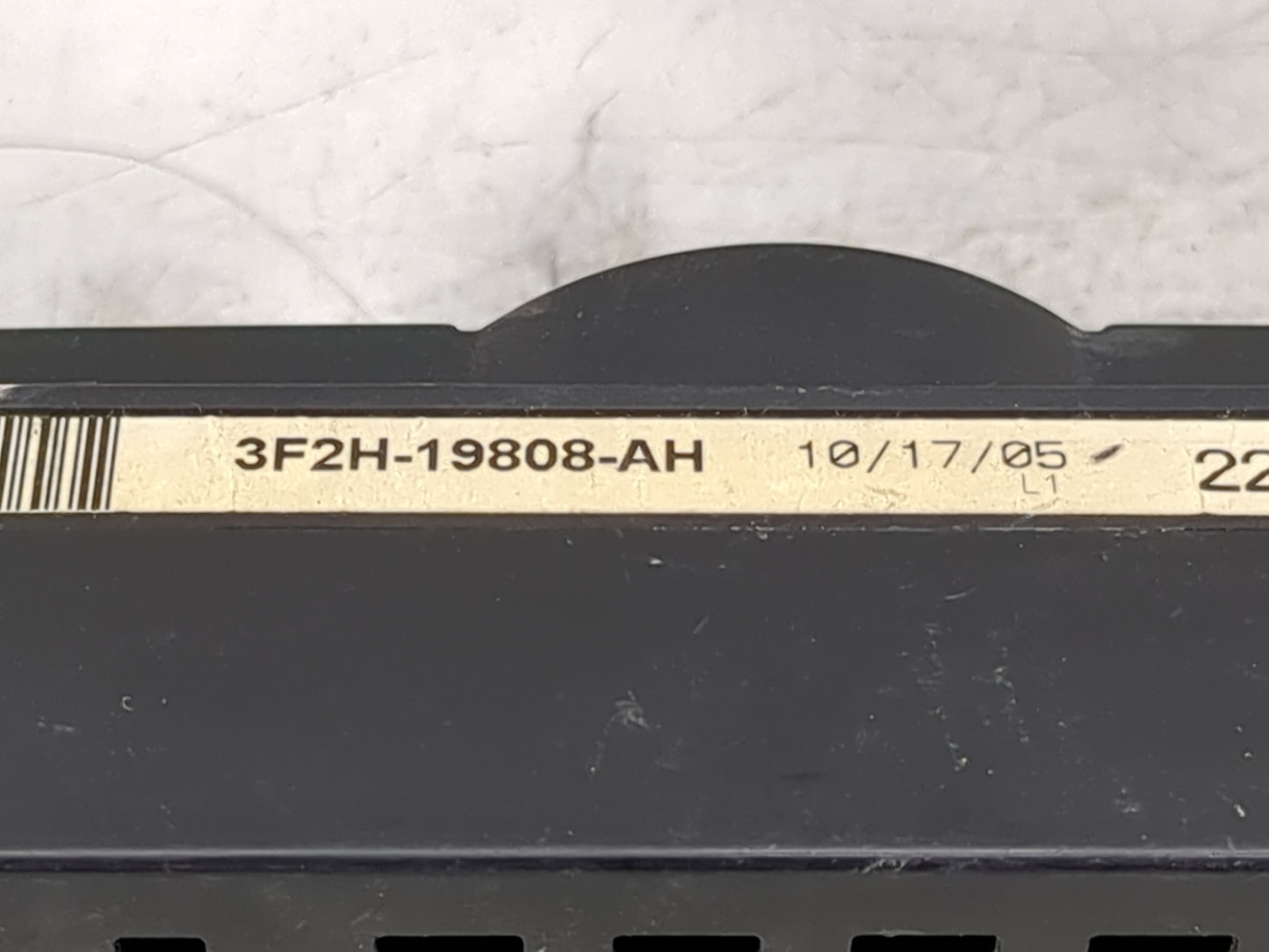 2005-2009 Ford Mustang Climate Control Module Temperature AC/Heater Replacement P/N:3F2H-19808-AH Fits OEM Used Auto Parts -