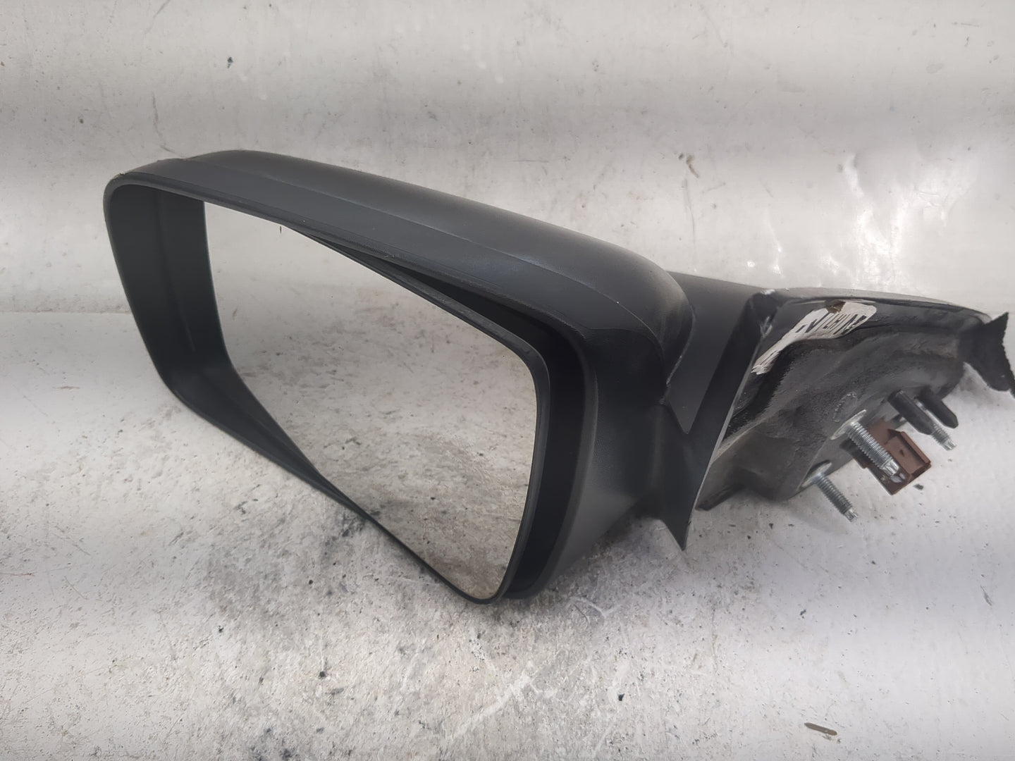 2005-2009 Ford Mustang Driver Side View Mirror - Left Door Mirror OEM Used - Oemusedautoparts1.com