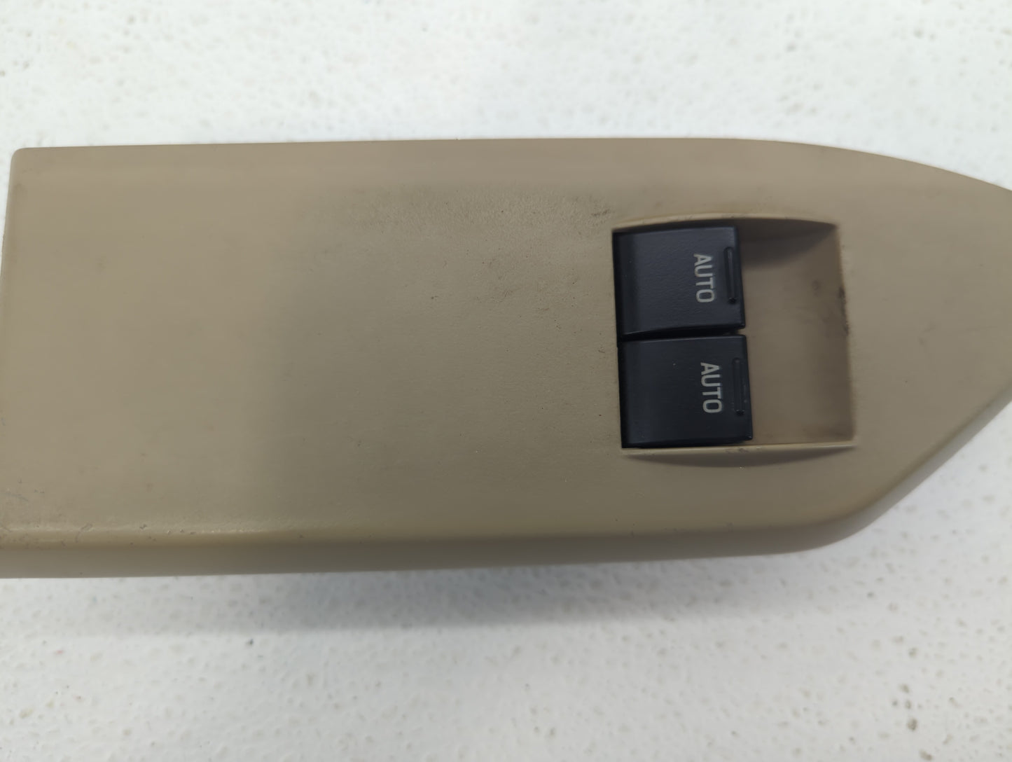 2006 Ford Mustang Passenger Right Power Window Switch - Oemusedautoparts1.com