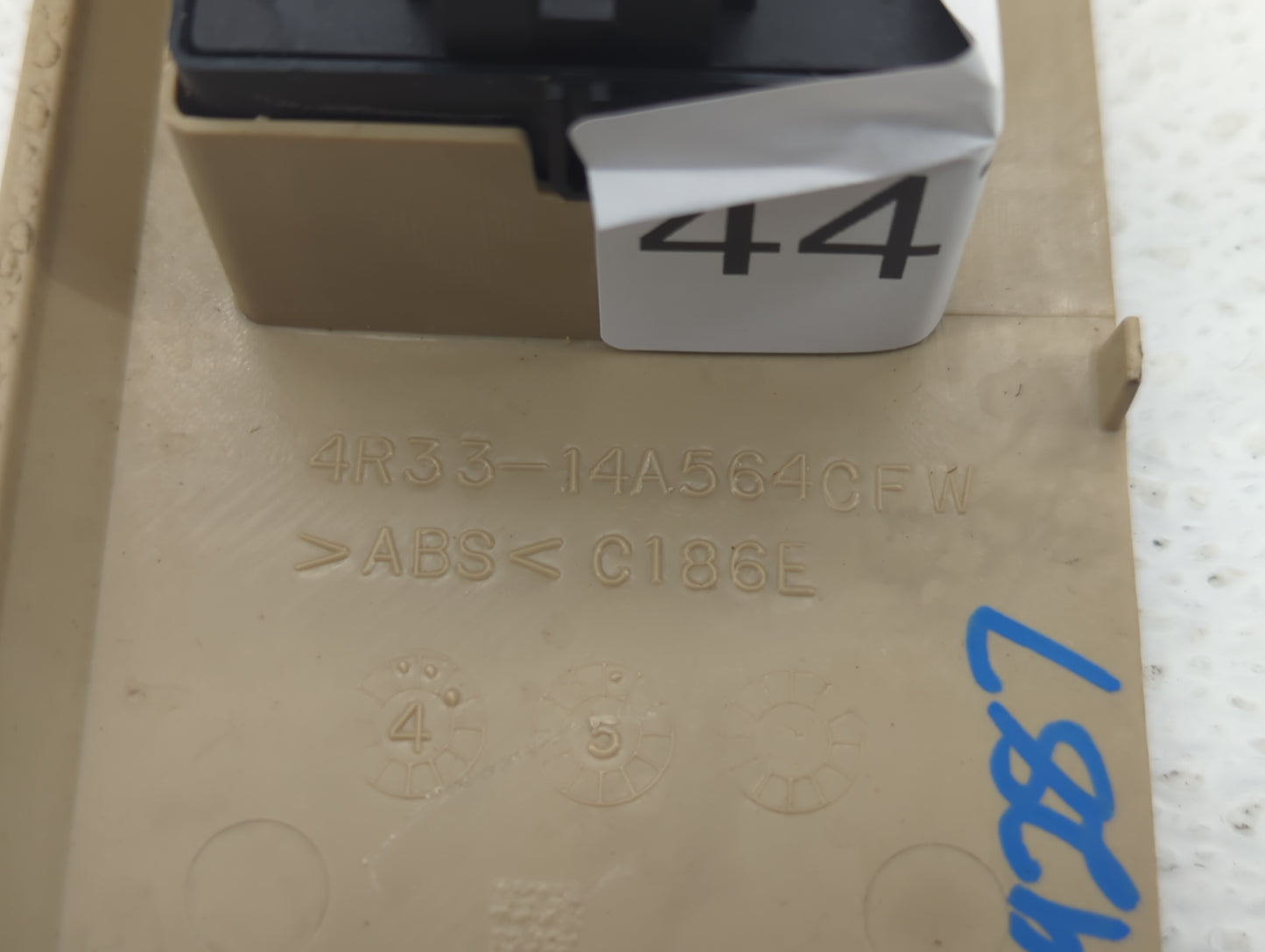 2006 Ford Mustang Passenger Right Power Window Switch - Oemusedautoparts1.com