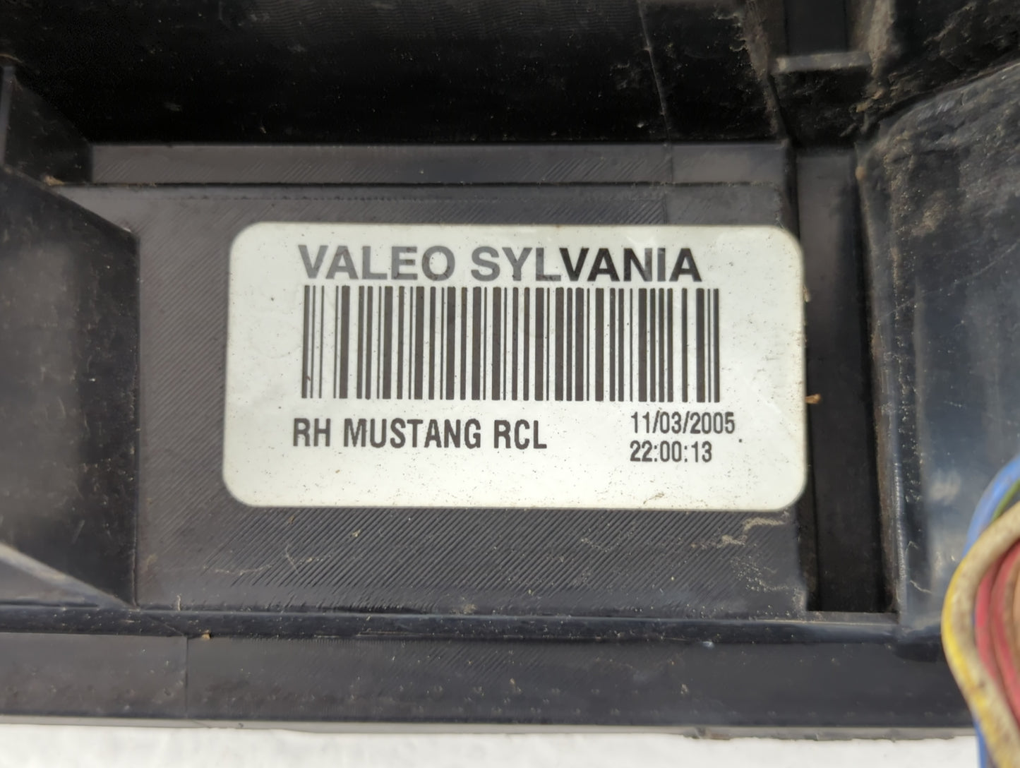 2005-2009 Ford Mustang Tail Light Assembly Passenger Right OEM Fits Fits 2005 2006 2007 2008 2009 OEM Used Auto Parts - Oemu