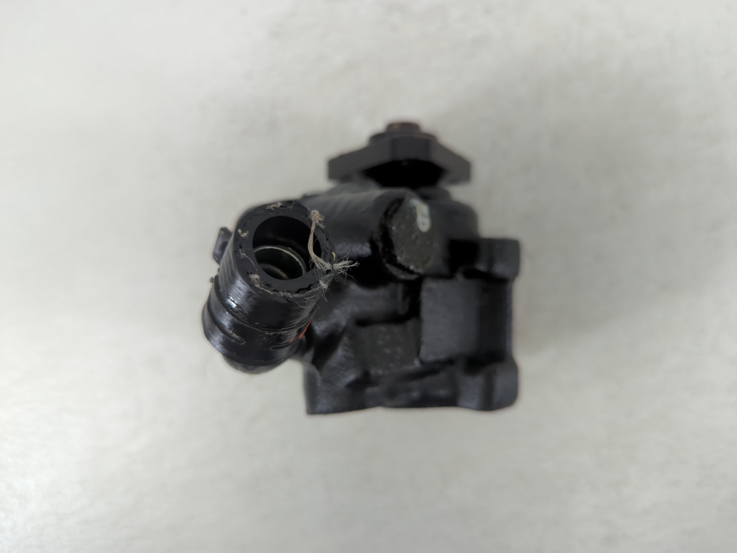 2005-2010 Ford Mustang Power Steering Column Pump Oem - Oemusedautoparts1.com