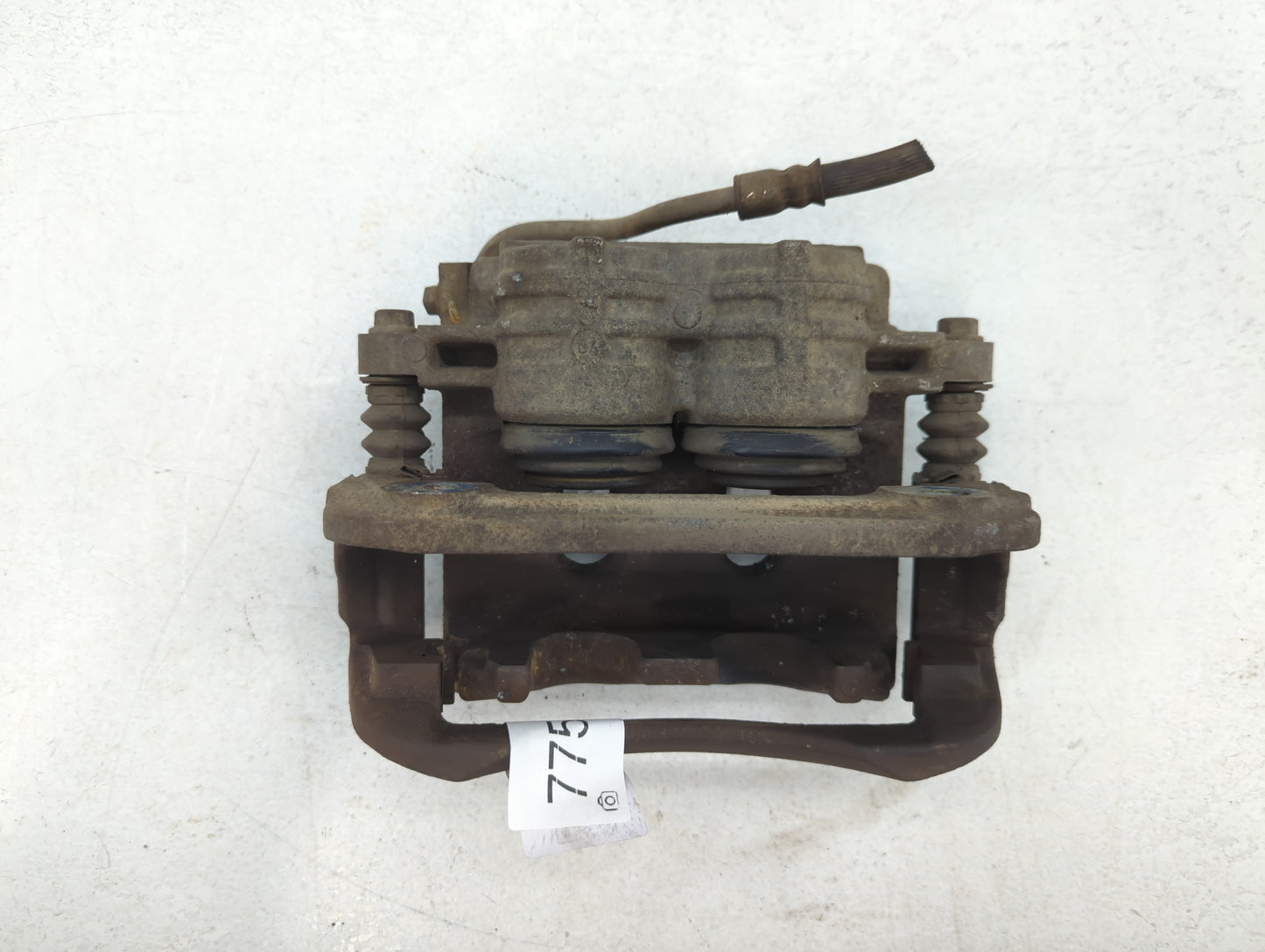 2005-2010 Ford Mustang Front Driver Left Brake Caliper - Oemusedautoparts1.com