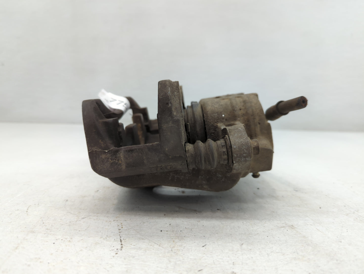 2005-2010 Ford Mustang Front Driver Left Brake Caliper - Oemusedautoparts1.com