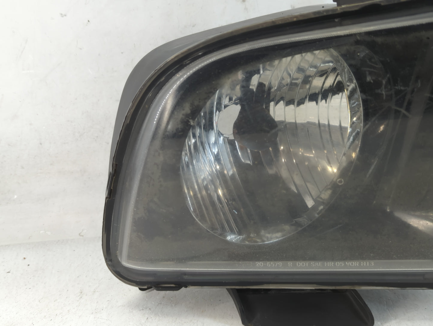 2005-2006 Ford Mustang Passenger Right Oem Head Light Headlight Lamp - Oemusedautoparts1.com