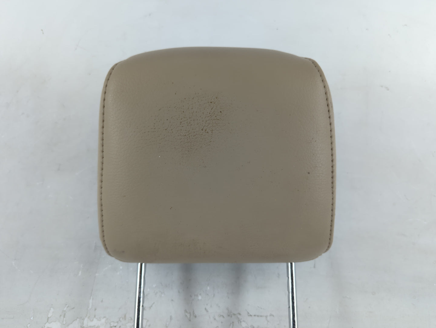 2006 Ford Mustang Headrest Head Rest Front Driver Passenger Seat Fits OEM Used Auto Parts - Oemusedautoparts1.com