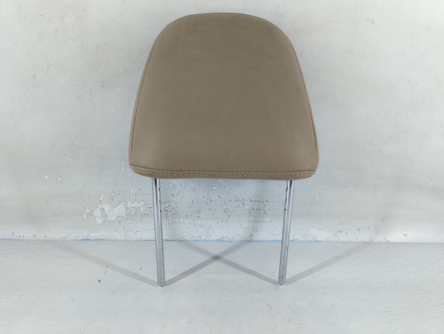 2006 Ford Mustang Headrest Head Rest Front Driver Passenger Seat Fits OEM Used Auto Parts - Oemusedautoparts1.com