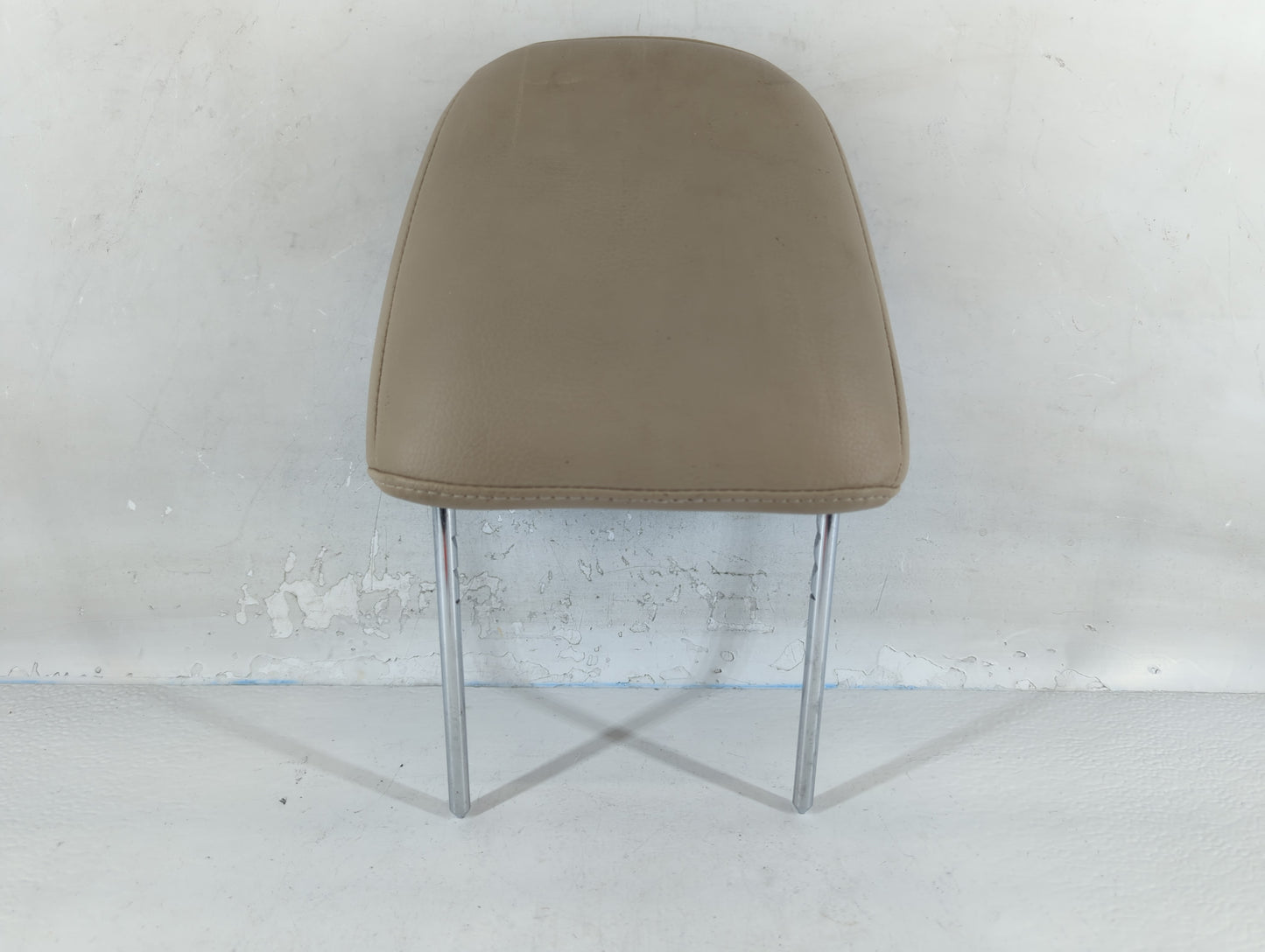 2006 Ford Mustang Headrest Head Rest Front Driver Passenger Seat Fits OEM Used Auto Parts - Oemusedautoparts1.com
