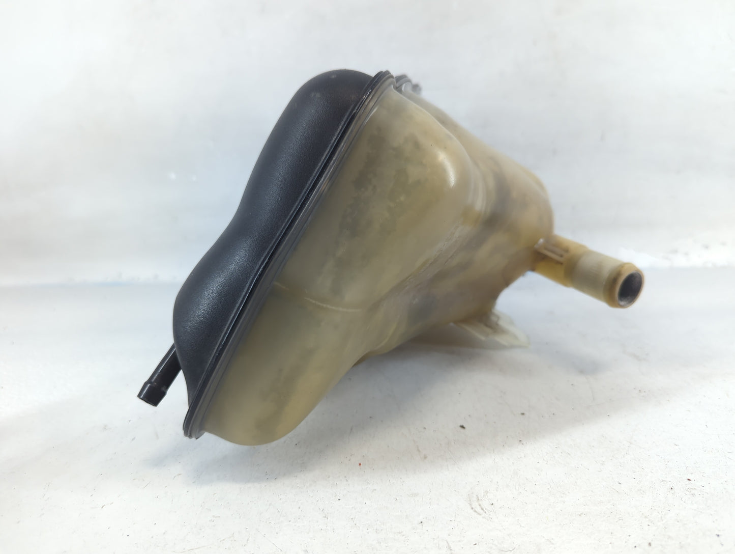 2005-2010 Ford Mustang Radiator Coolant Overflow Expansion Tank Bottle 793727 - Oemusedautoparts1.com