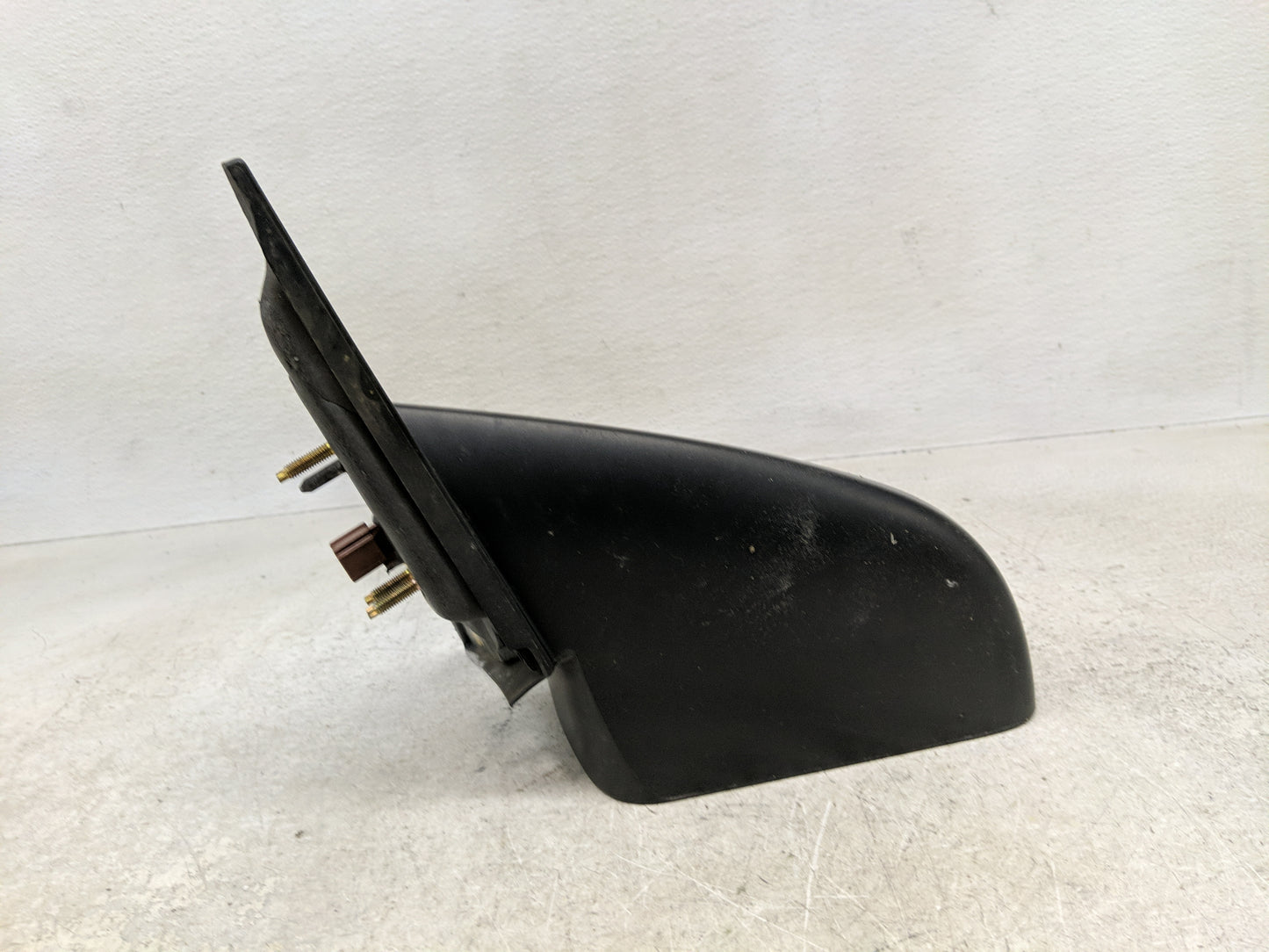 2005-2009 Ford Mustang Driver Side View Mirror - Left Door Mirror OEM Used - Oemusedautoparts1.com