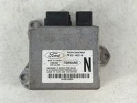 2005-2006 Ford Mustang Radio AM FM Cd Player Receiver Replacement P/N:6R33-14B321-AB Fits Fits 2005 2006 OEM Used Auto Parts