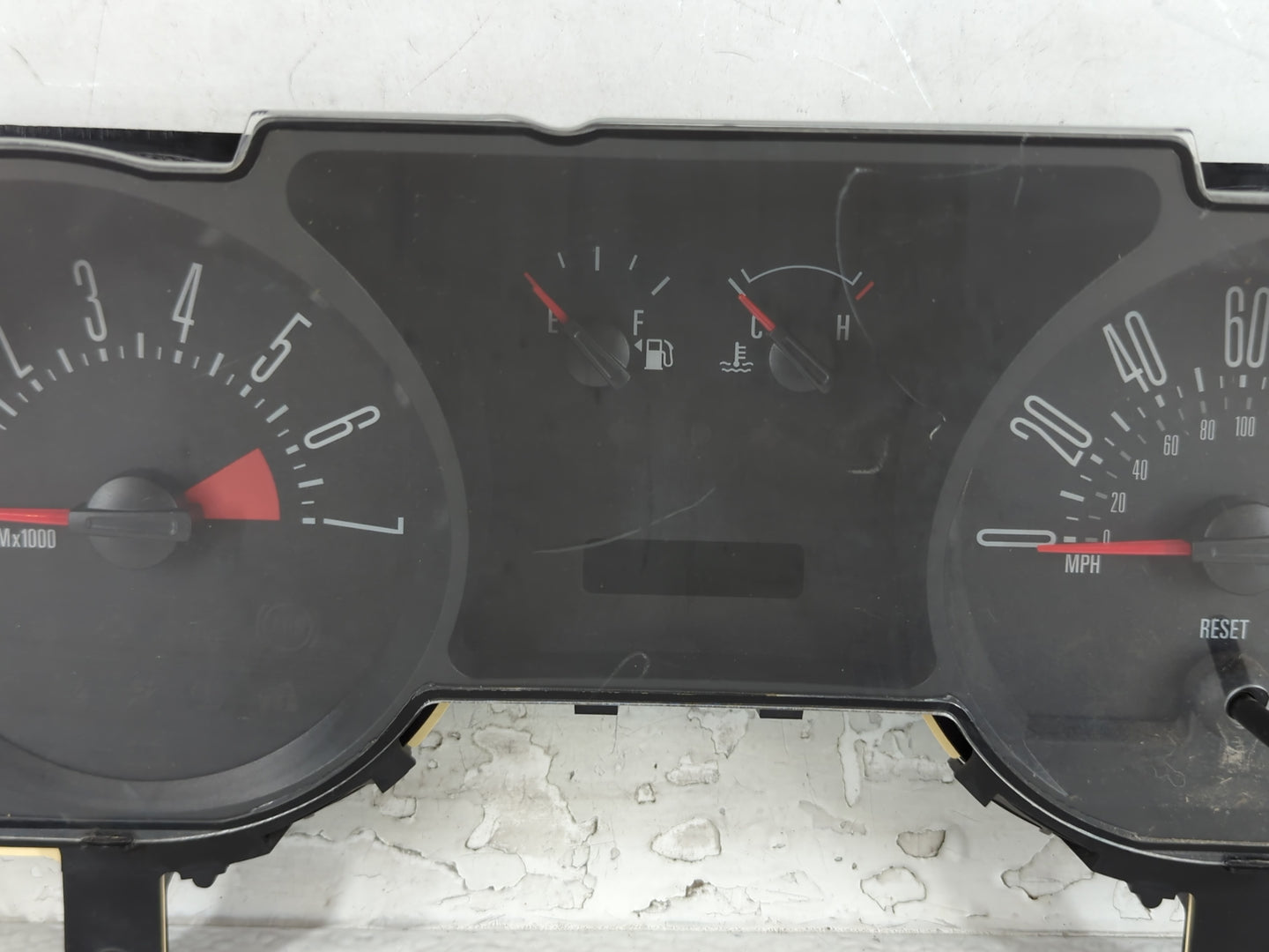 2006 Ford Mustang Instrument Cluster Speedometer Gauges Fits OEM Used Auto Parts - Oemusedautoparts1.com