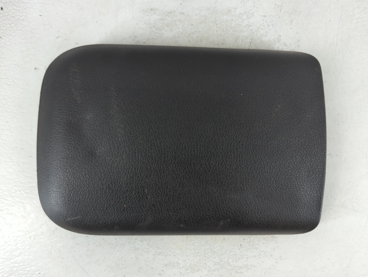 2005-2006 Ford Mustang Center Console Armrest Cover Lid Fits Fits 2005 2006 OEM Used Auto Parts - Oemusedautoparts1.com