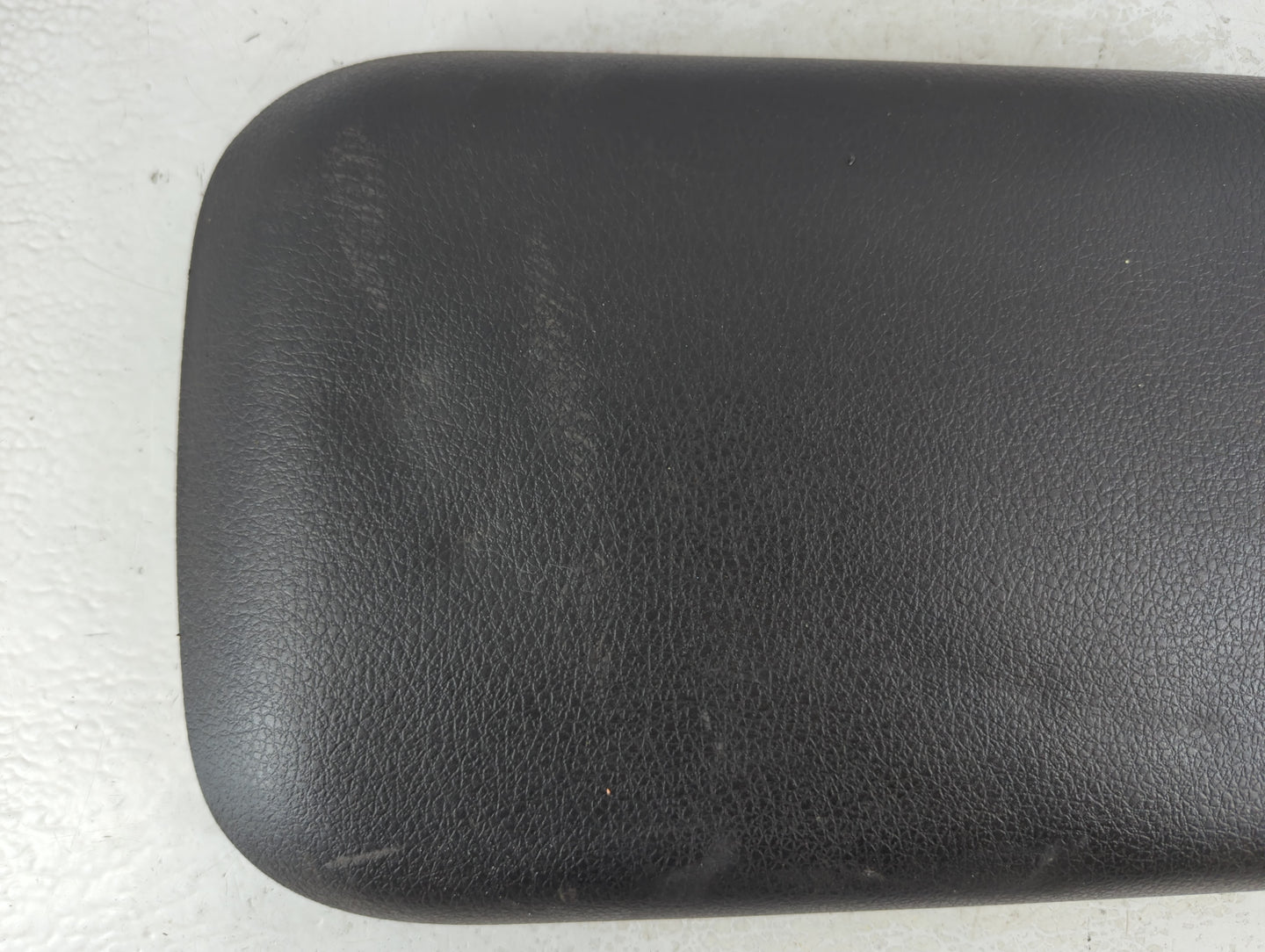 2005-2006 Ford Mustang Center Console Armrest Cover Lid Fits Fits 2005 2006 OEM Used Auto Parts - Oemusedautoparts1.com