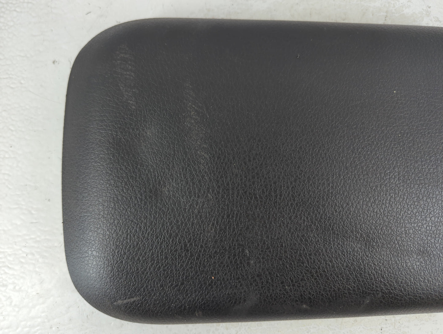 2005-2006 Ford Mustang Center Console Armrest Cover Lid Fits Fits 2005 2006 OEM Used Auto Parts - Oemusedautoparts1.com