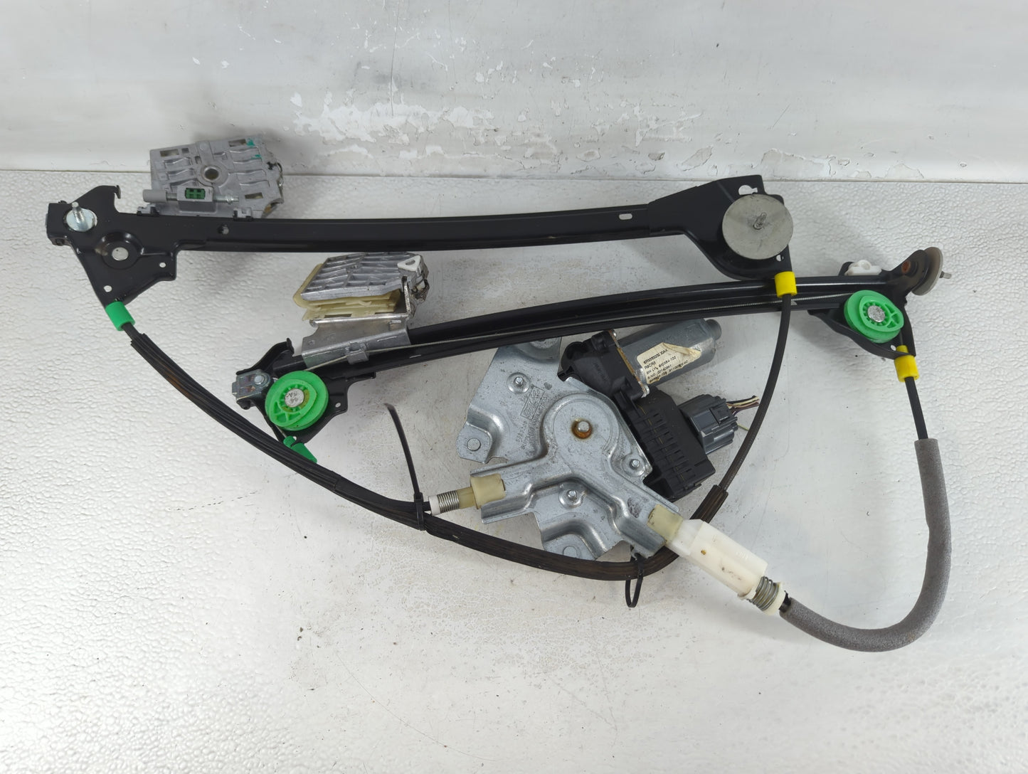 2005-2009 Ford Mustang Window Regulator Passenger Front - Oemusedautoparts1.com