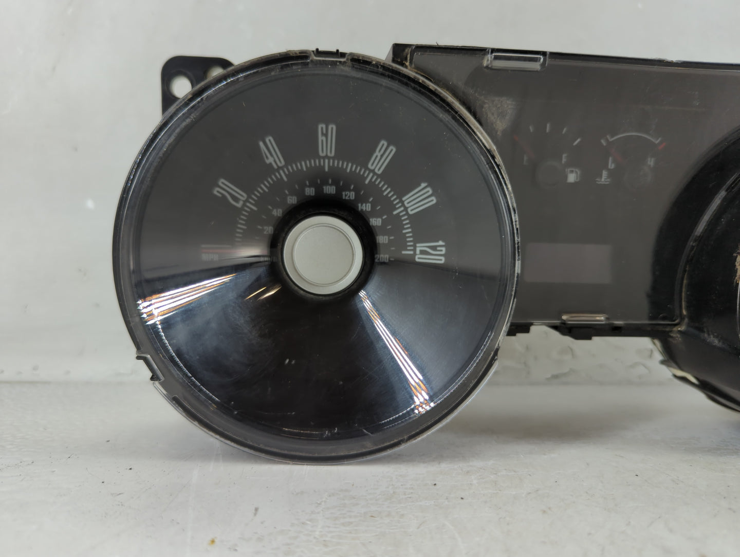 2006 Ford Mustang Instrument Cluster Speedometer Gauges Fits OEM Used Auto Parts - Oemusedautoparts1.com