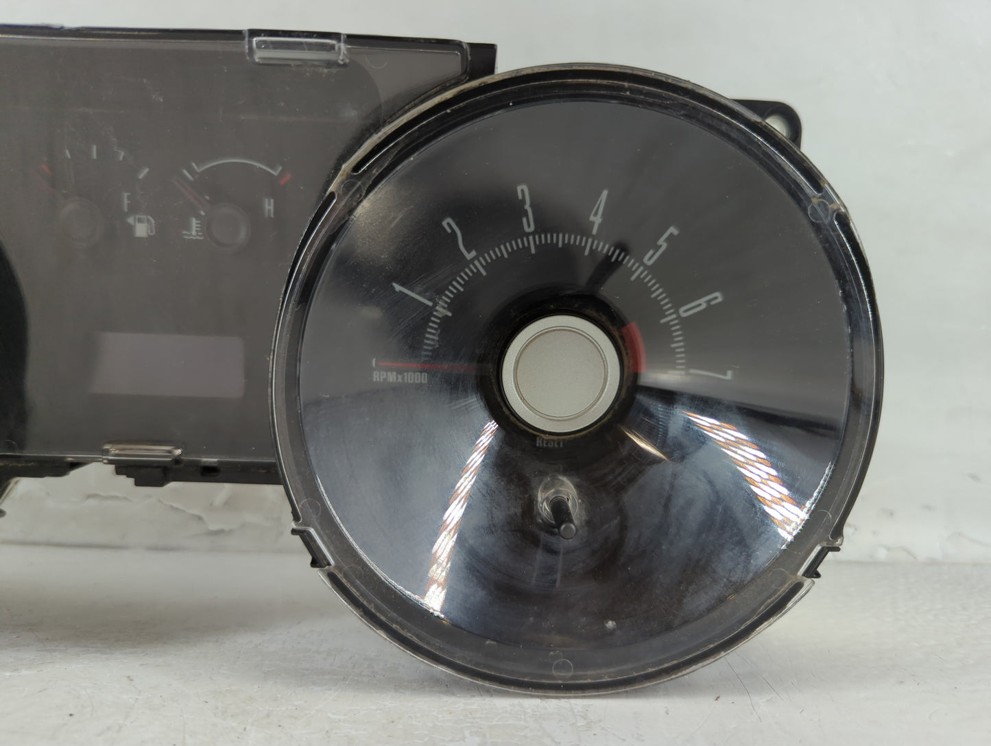 2006 Ford Mustang Instrument Cluster Speedometer Gauges Fits OEM Used Auto Parts - Oemusedautoparts1.com