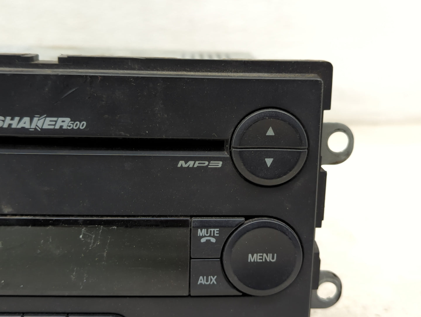 2006 Ford Mustang Radio AM FM Cd Player Receiver Replacement P/N:6R3T-18C815-HE Fits OEM Used Auto Parts - Oemusedautoparts1