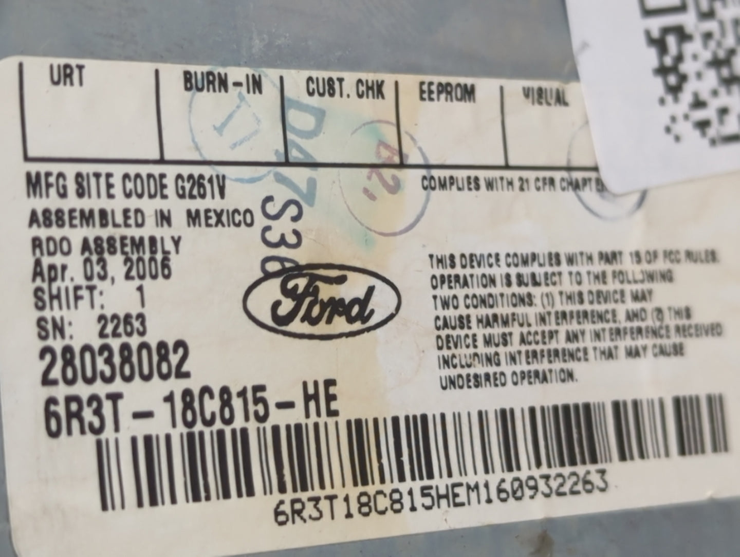 2006 Ford Mustang Radio AM FM Cd Player Receiver Replacement P/N:6R3T-18C815-HE Fits OEM Used Auto Parts - Oemusedautoparts1