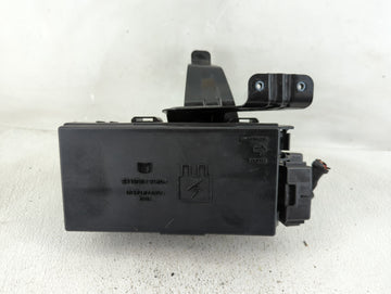 2004-2006 Ford Ranger Fusebox Fuse Box Panel Relay Module P/N:2l5T-14A075-AA Fits Fits 2004 2005 2006 OEM Used Auto Parts - 