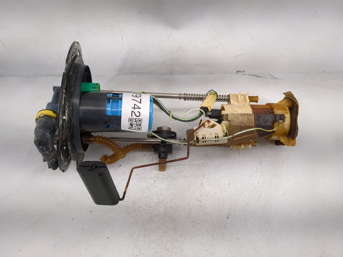 2004-2006 Ford Ranger Electrical Gas Fuel Pump Assembly 1479742 - Oemusedautoparts1.com