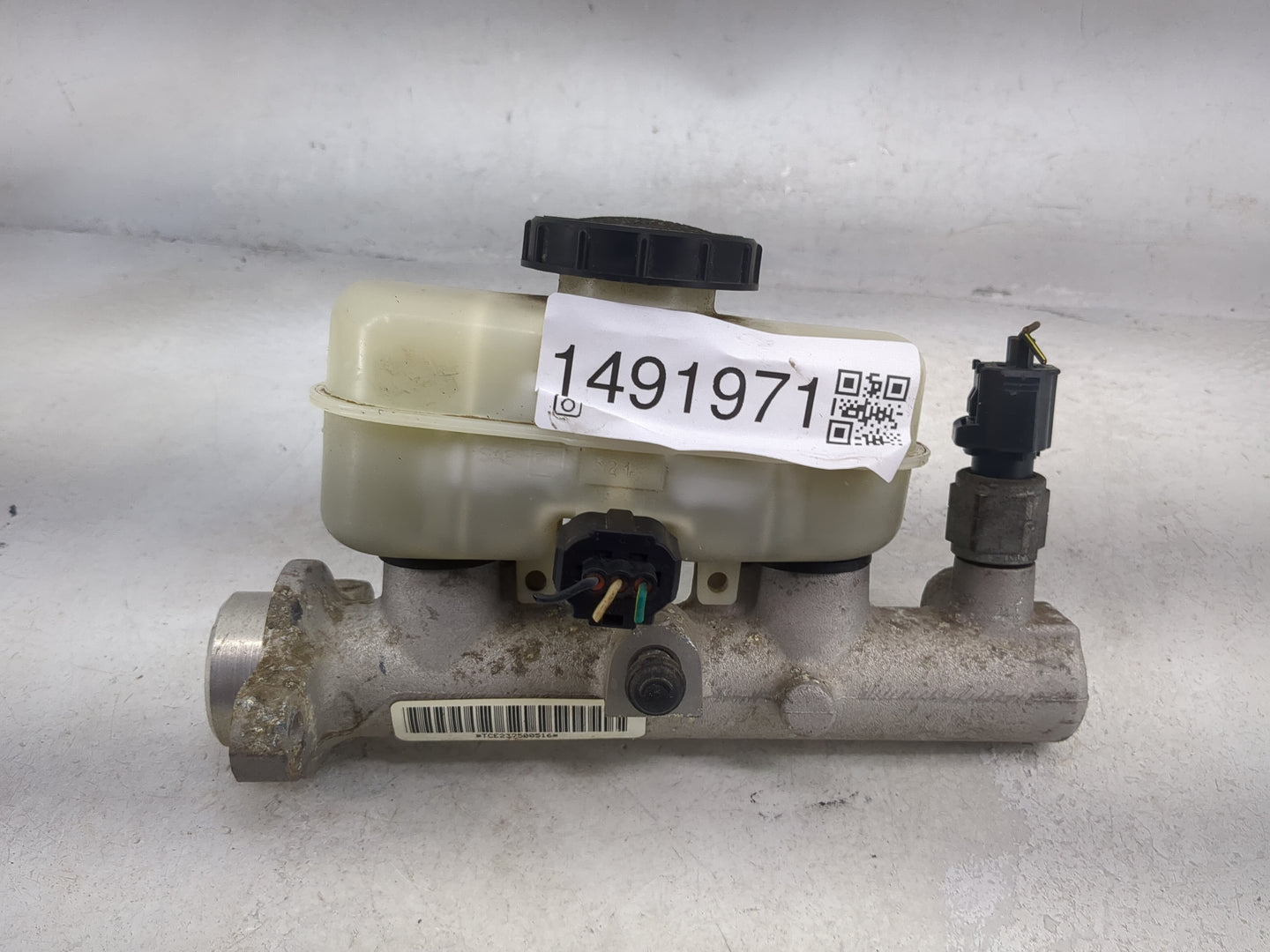 2004-2006 Ford Ranger Brake Master Cylinder - Oemusedautoparts1.com