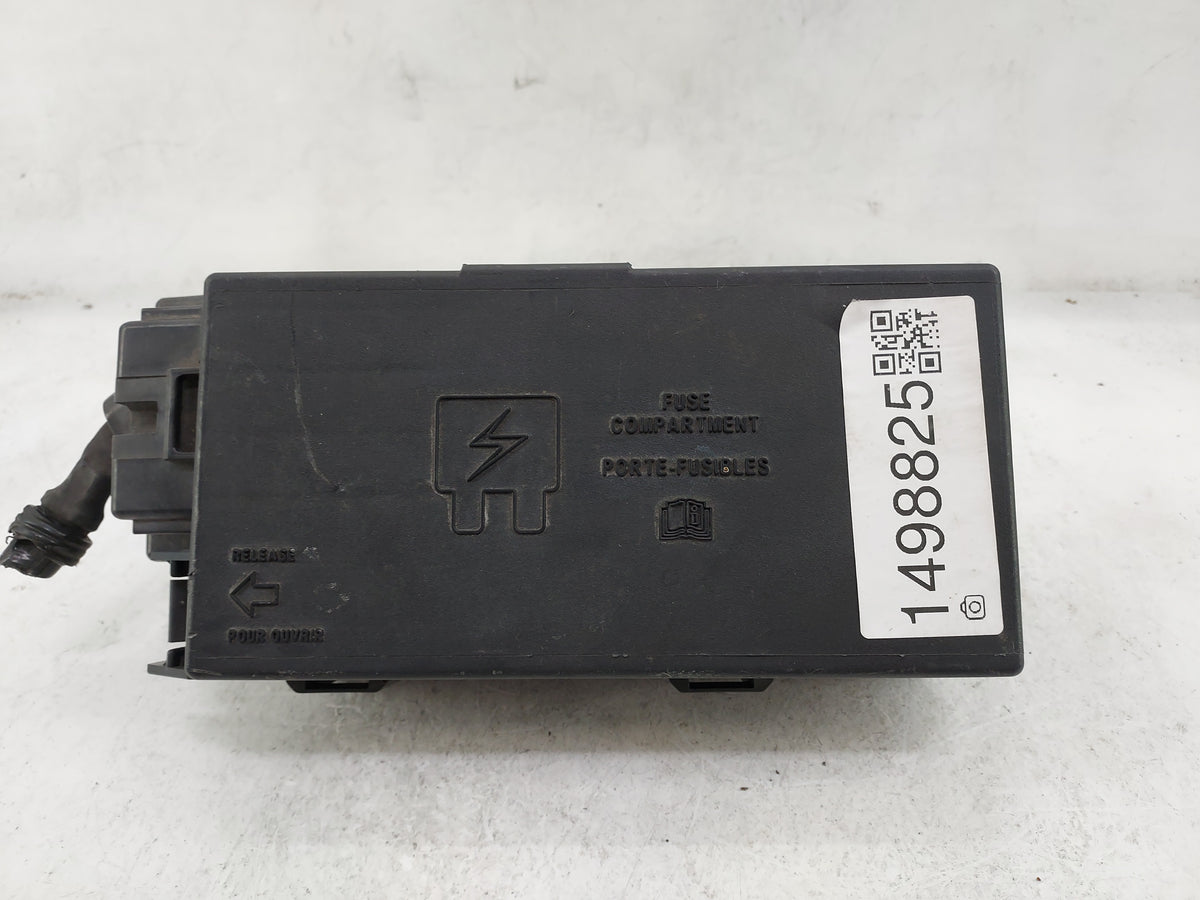 2004-2006 Ford Ranger Fusebox Fuse Box Panel Relay Module P/N:4F1T-14B192-BA 4F1T-14B192-AA Fits Fits 2004 2005 2006 OEM Use